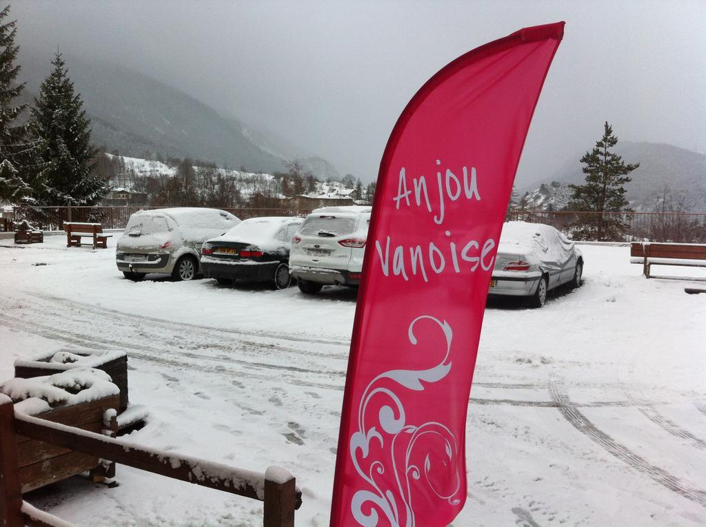 Village Vacances Anjou Vanoise Sollieres-Sardieres Екстер'єр фото